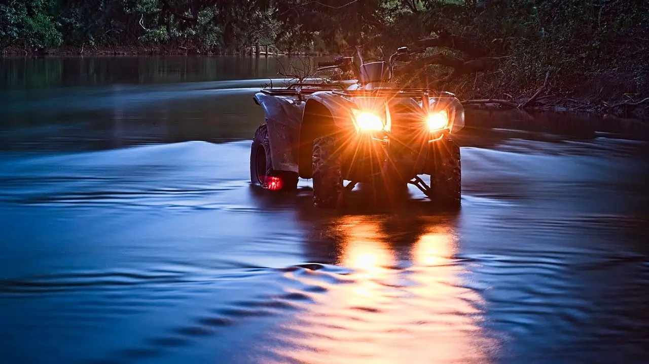Will Your ATV Float? (Quad Flotation Guide) Gearachu