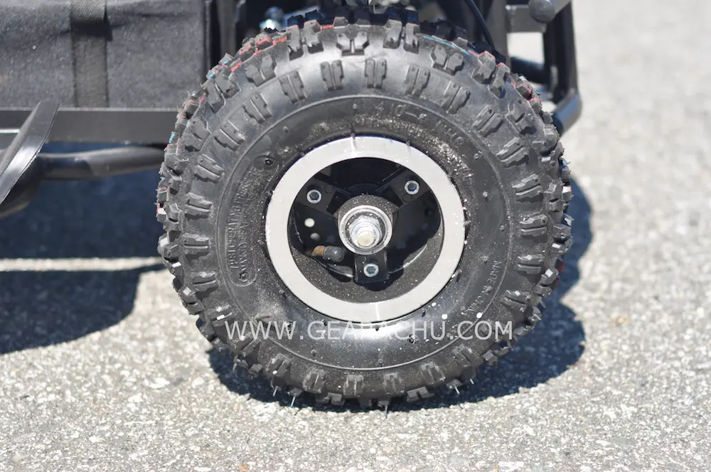 rosso-equads-front-tire